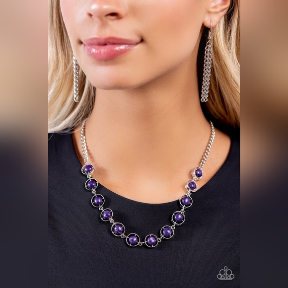 Going Global Necklace - Picture 1 of 3